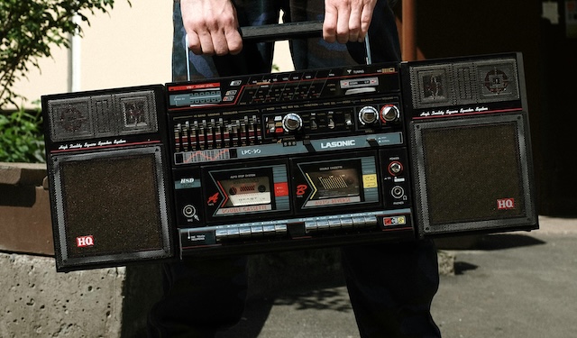Raspberry-Anleitung: MP3s aus Webradio automatisch aufnehmen, schneiden & taggen